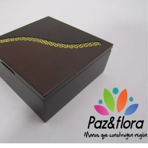 Cofre de Madera Artesanal